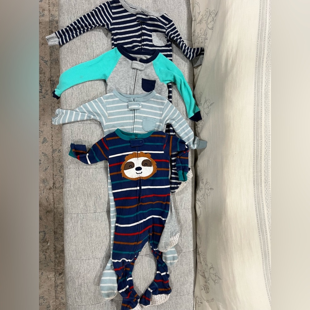 Carters Cotton One Piece Footed Pajamas, size 18 months, lot of 4